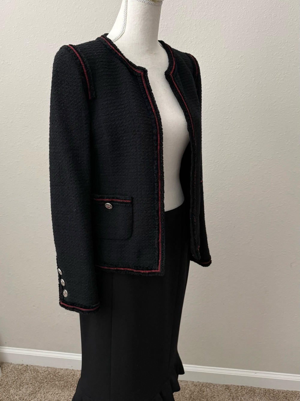 Chanel 09A Midnight Blue Tweed Jacket Red Trim Eagle Button FR38 Like New